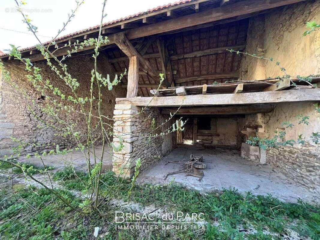 Maison à TIL-CHATEL