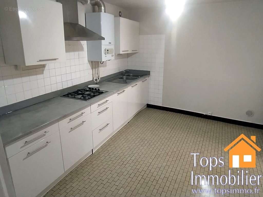 Maison à VILLEFRANCHE-DE-ROUERGUE