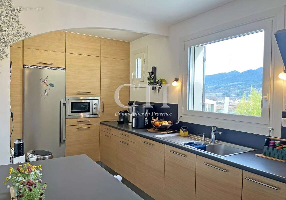 Maison à VAISON-LA-ROMAINE