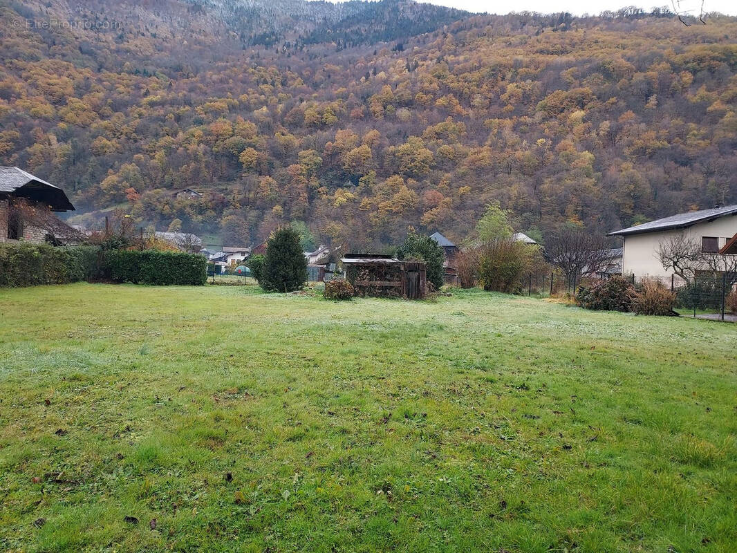 Terrain à LA BATHIE