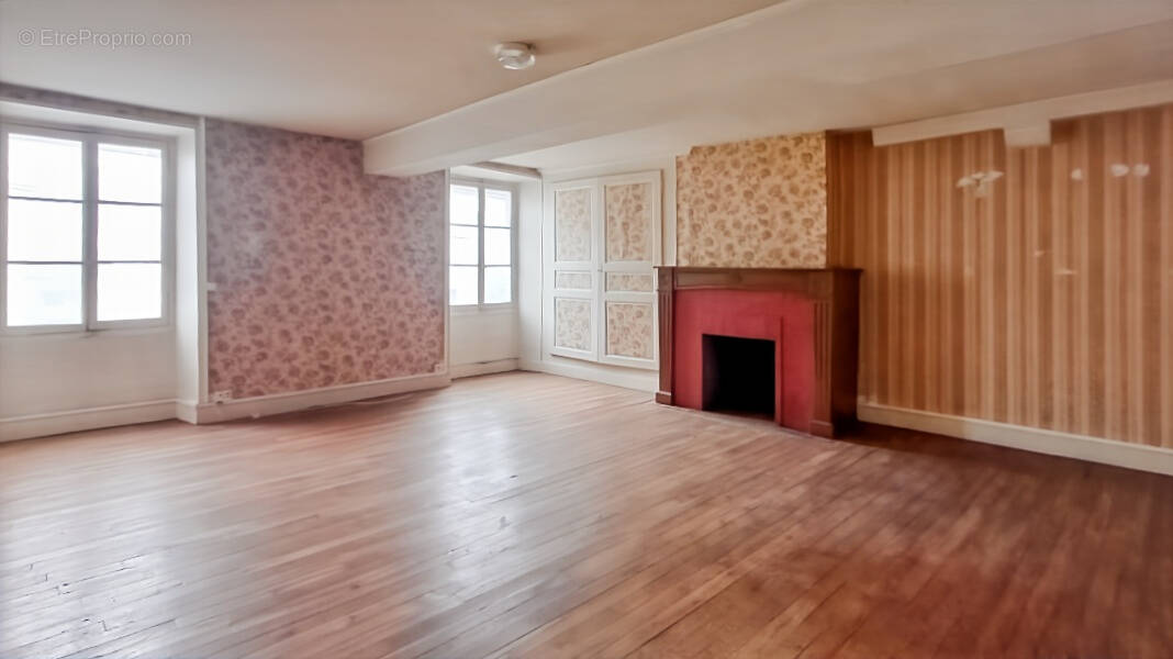 Maison à SAINT-BENOIT-DU-SAULT