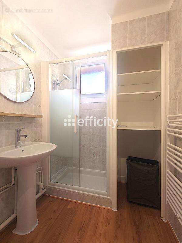 Appartement à LYON-7E