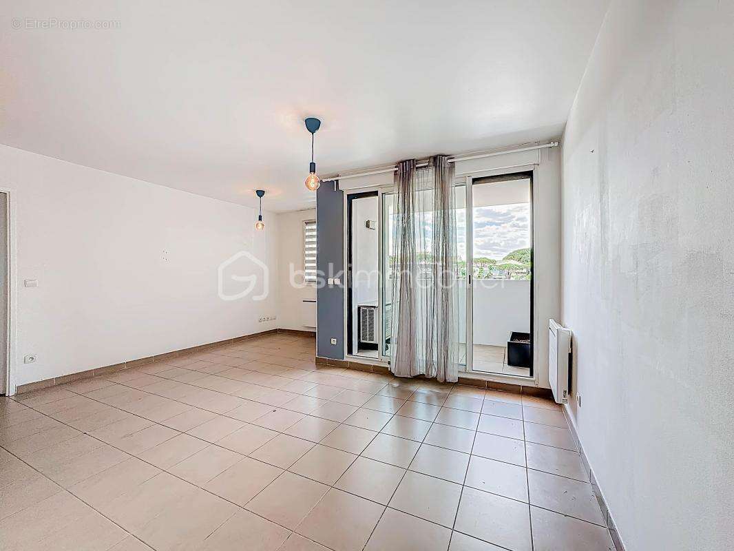 *** Appartement T3 de 60m2 avec terrasse et parking à PALAVAS *** - photo 5