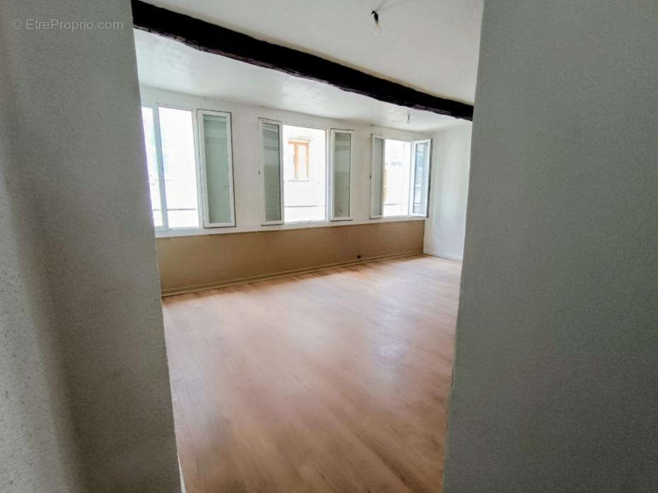 Appartement à DRAGUIGNAN
