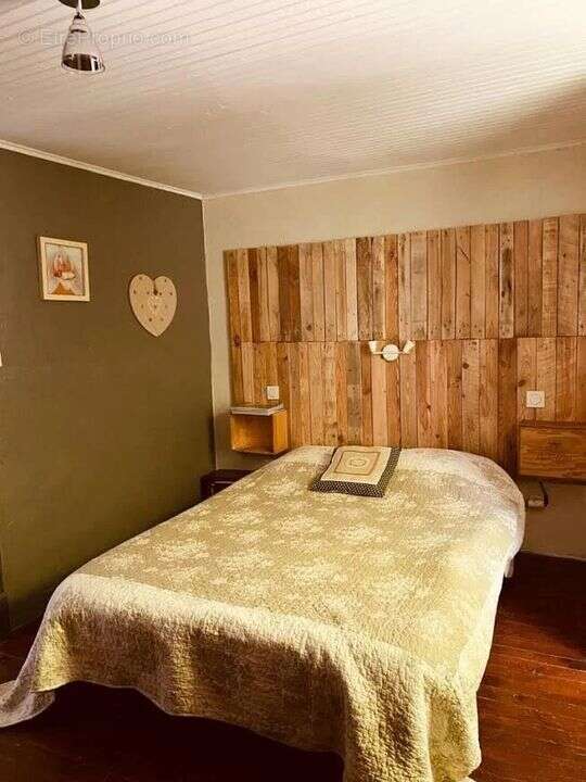 Maison à BAGAT-EN-QUERCY