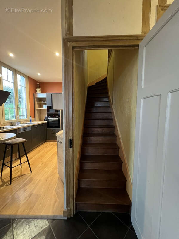 Maison à SAINT-SATUR