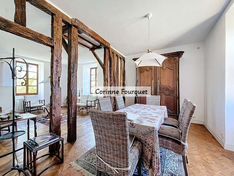 Maison de Maître avec Dépendances - Gîte - Piscine - Parc - photo 5