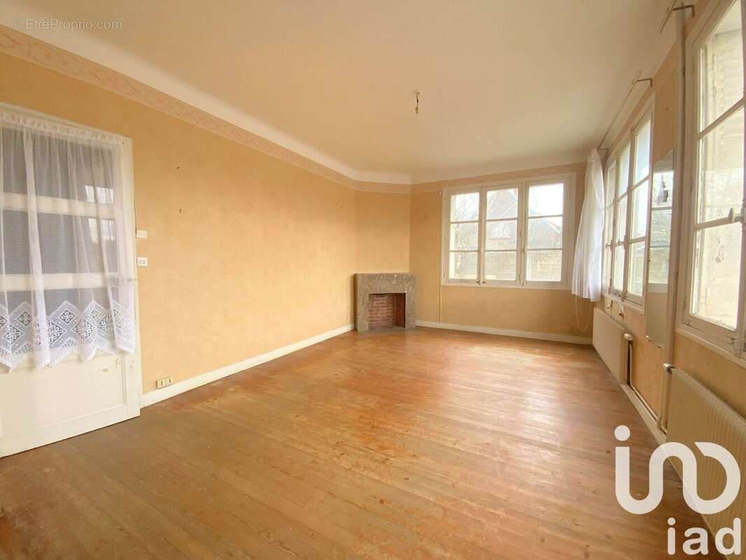 Maison 179 m² à Oresmaux  - photo 4