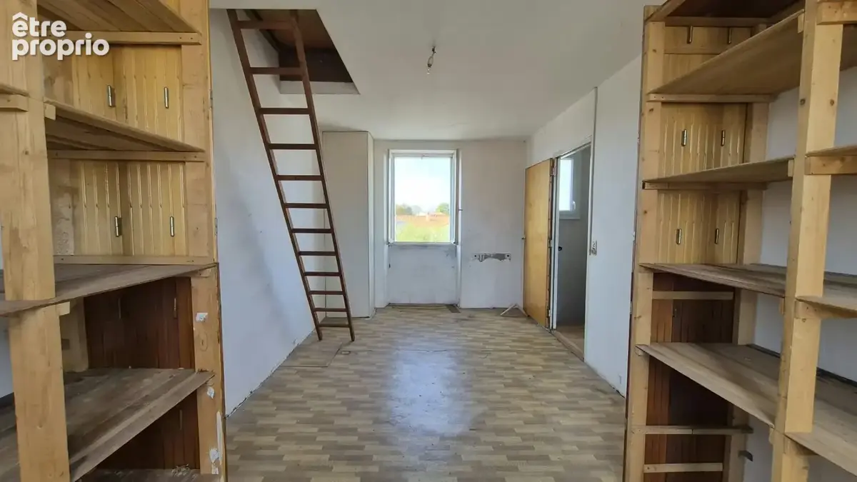 Maison de bourg à fort potentiel - photo 11