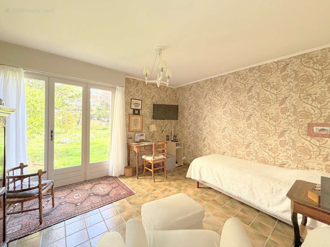 Maison à RUEIL-MALMAISON