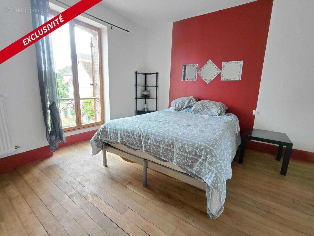 Maison rénovée 4 chambres, dépendances, jardin clos - photo 9
