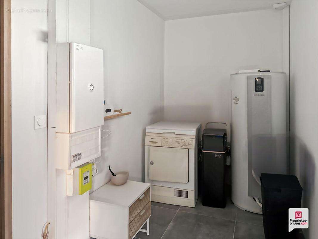 Maison à LA CHAPELLE-D'ALIGNE