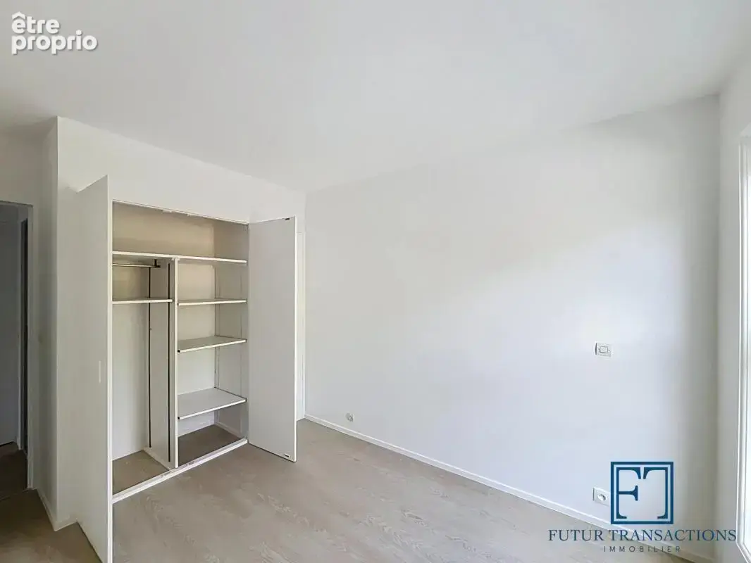 Appartement 3 pièces 65 m² à vendre à Voisins-Le-Bretonneux (78960) - photo 5