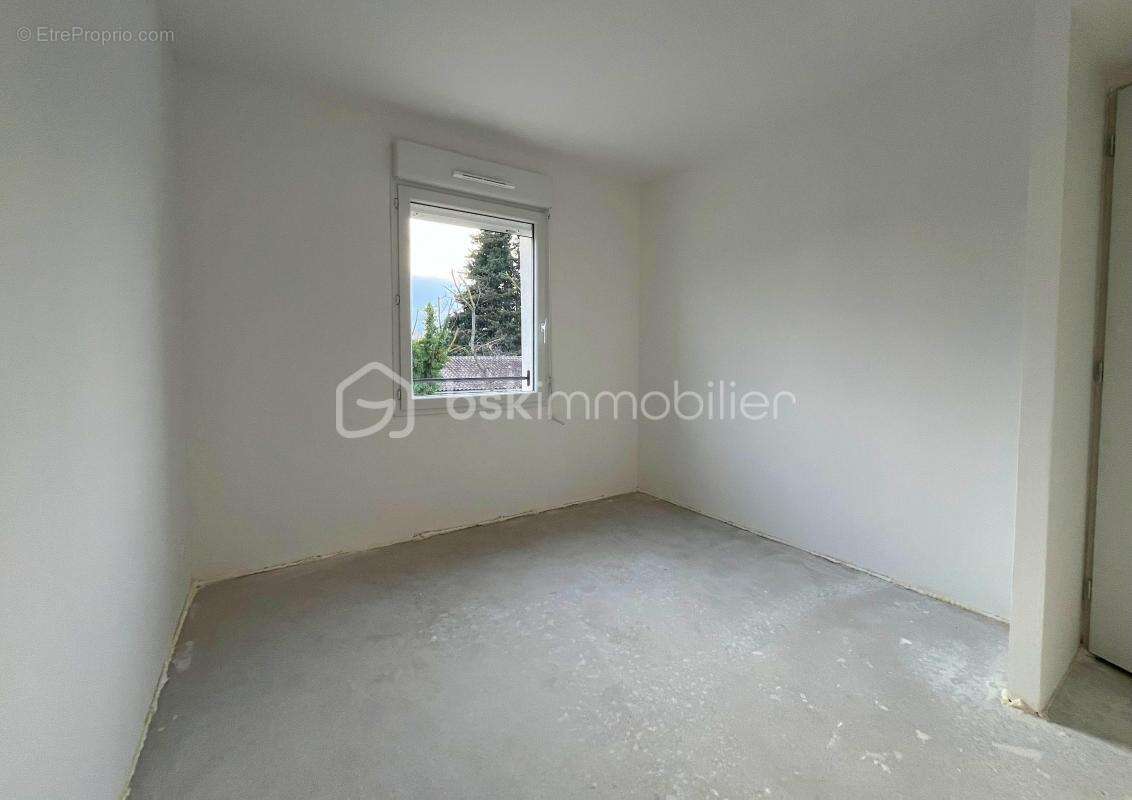 Maison à PEYROLLES-EN-PROVENCE