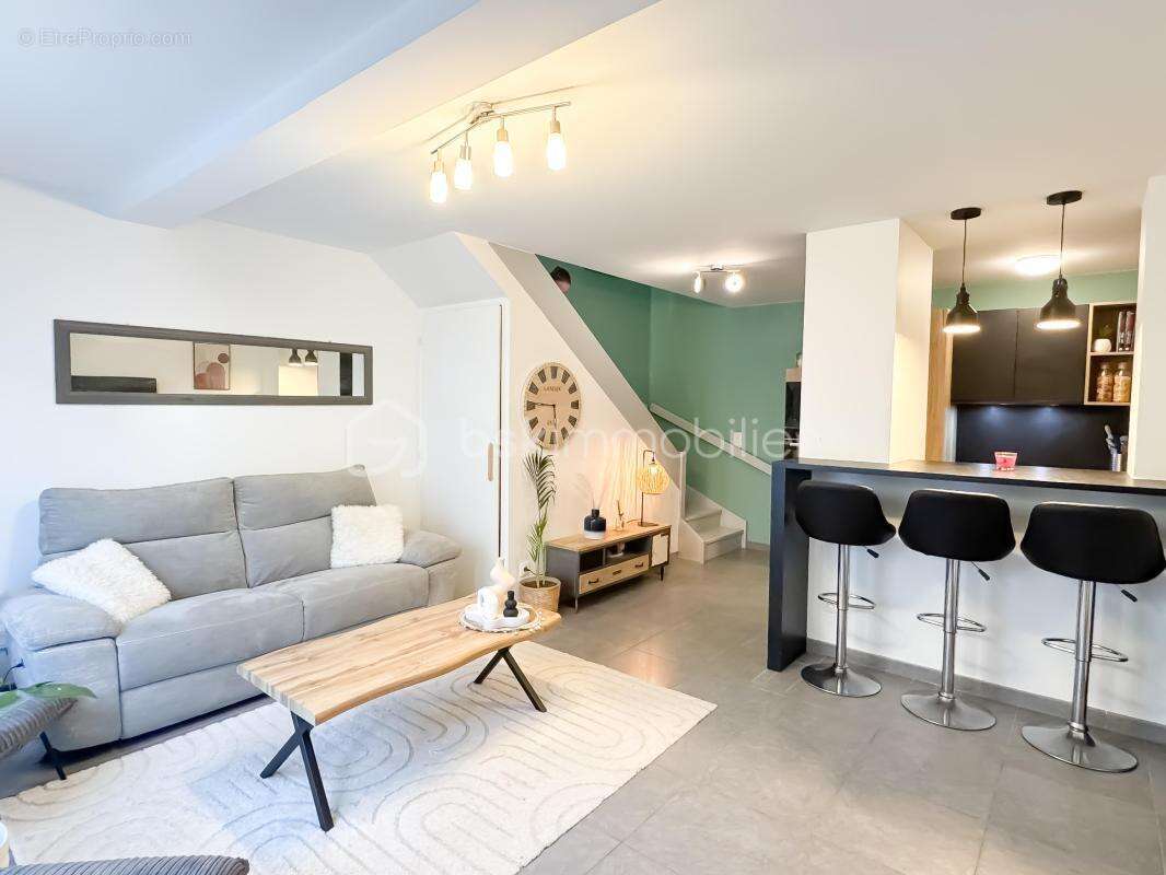 Appartement à PRESLES-EN-BRIE