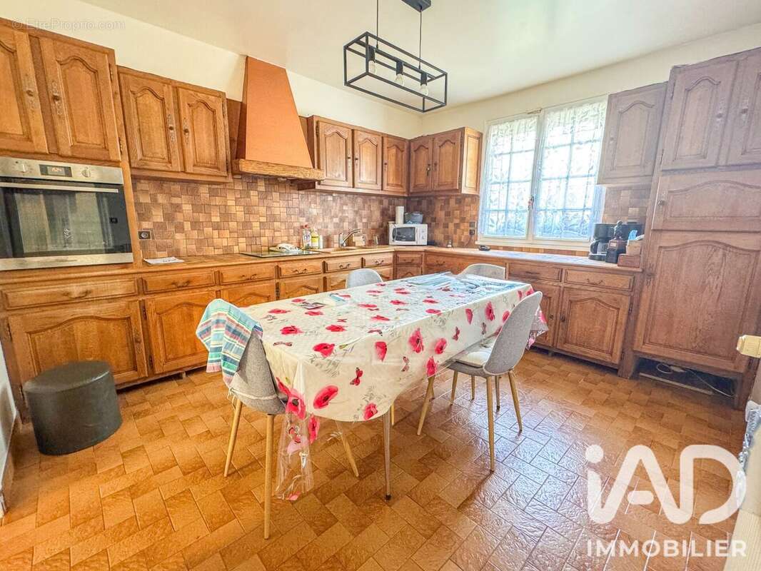 Photo 5 - Maison à SAINT-JEAN-LES-DEUX-JUMEAUX