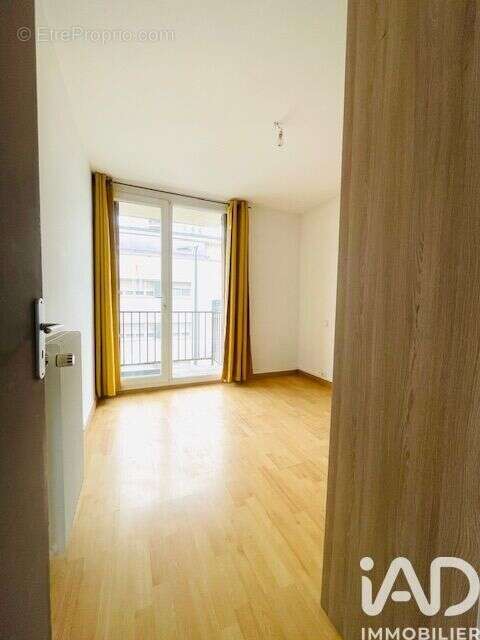Photo 3 - Appartement à REIMS