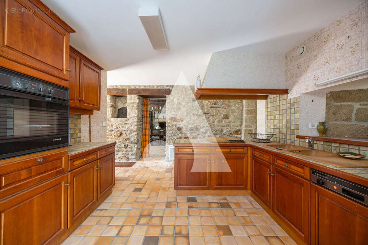 Longère + maison en pierres - LE MENE - photo 14