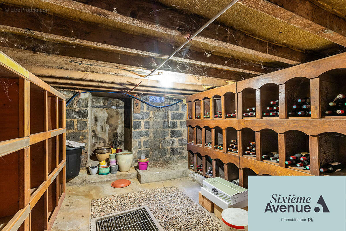 Maison à SAVIGNY-SUR-ORGE