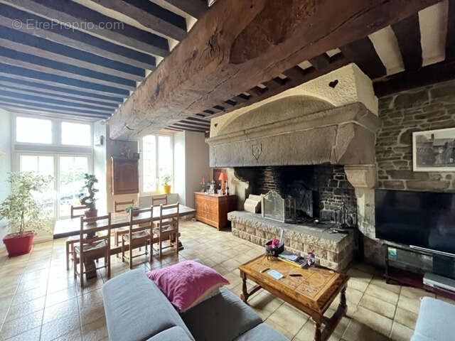 Maison à LE BENY-BOCAGE