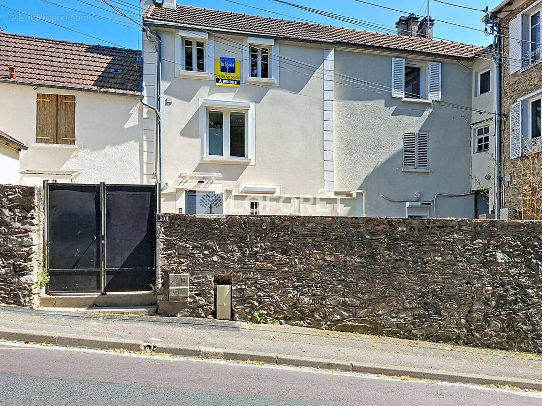 Maison à YERRES