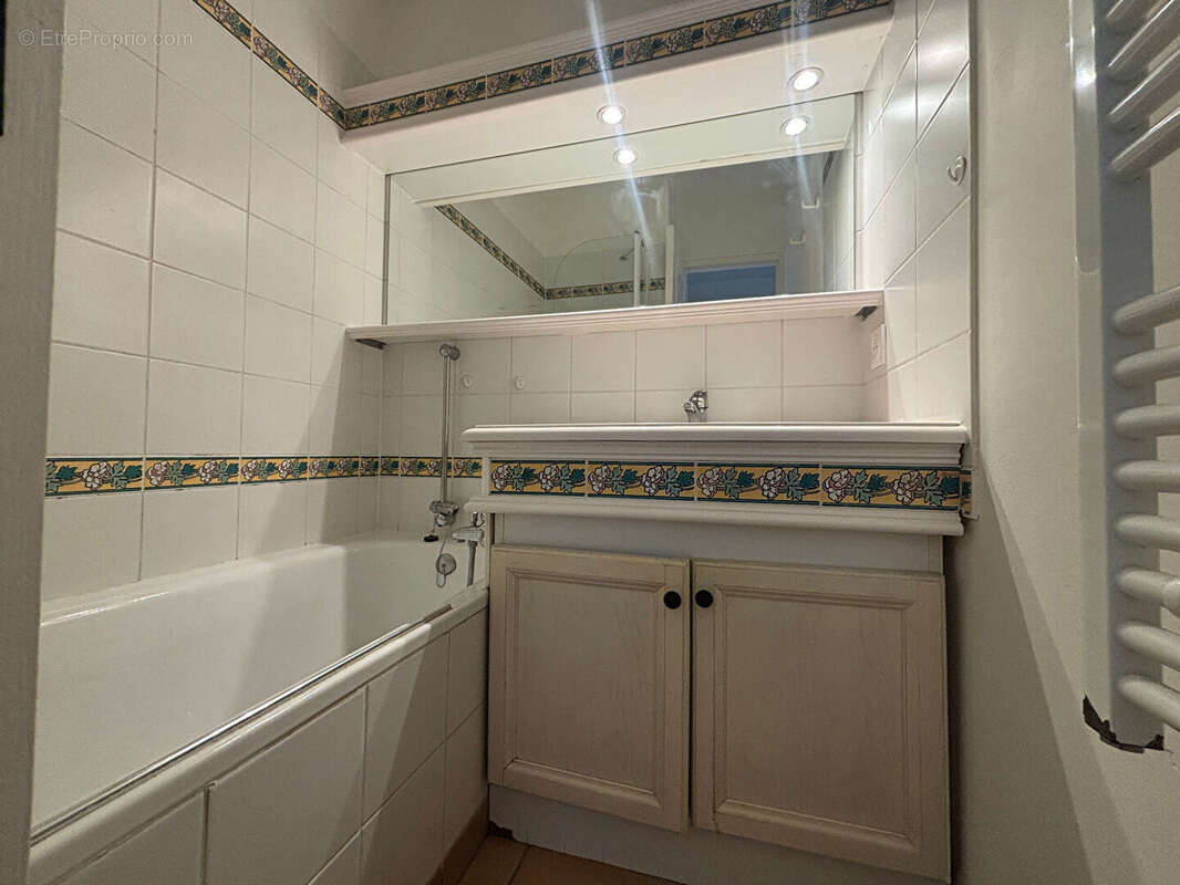 Appartement à MALLEMORT