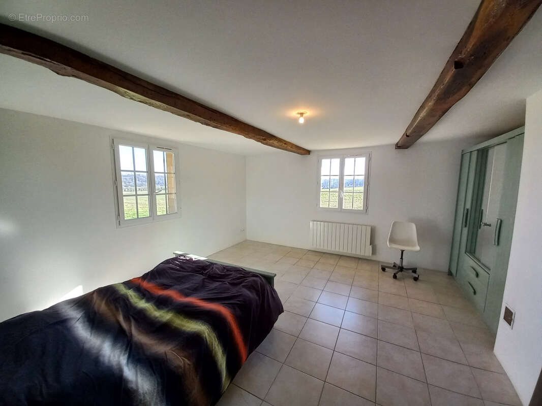 Maison à MIRANDE
