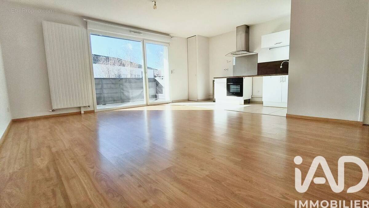 Photo 1 - Appartement à SAINT-BRICE-COURCELLES