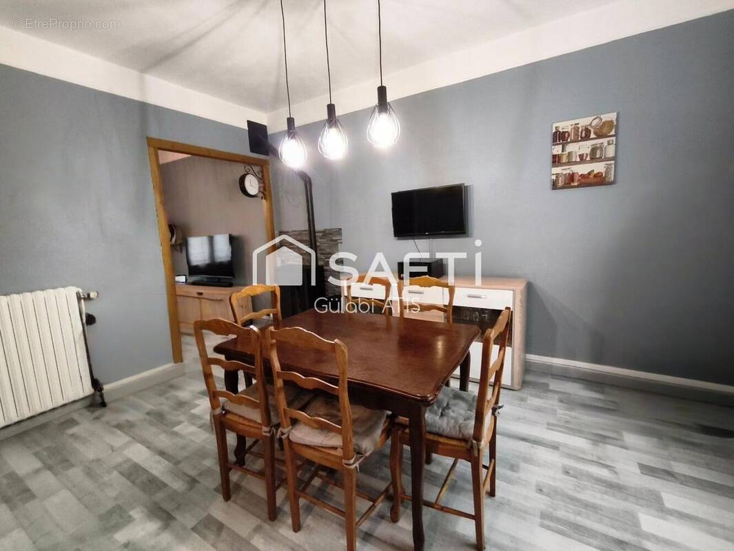 Photo 1 - Maison à PONT-SUR-YONNE