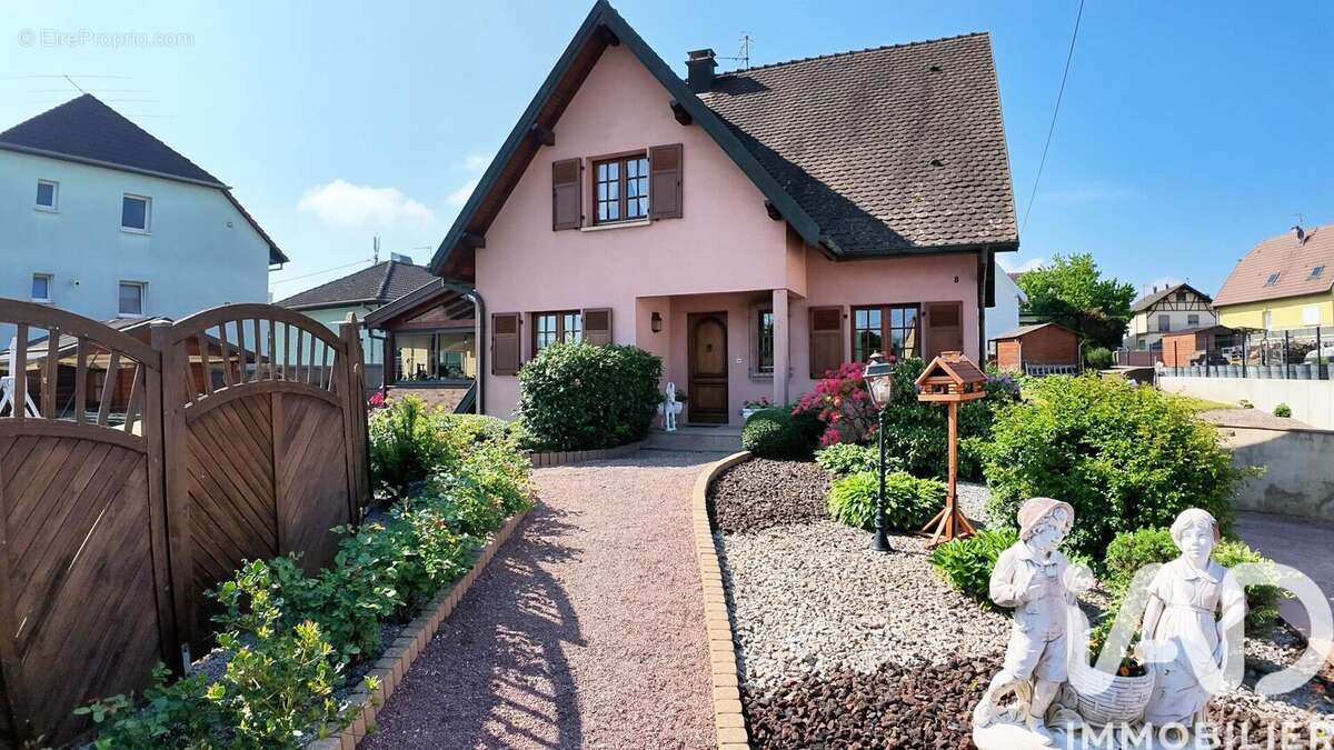 Maison 137 m² à Burnhaupt-Le-Bas  - photo 2