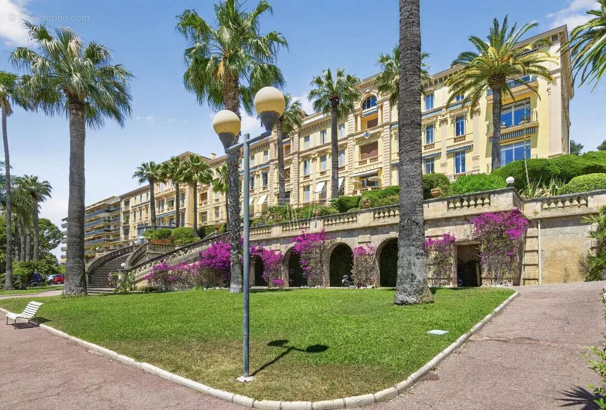 Appartement à CANNES