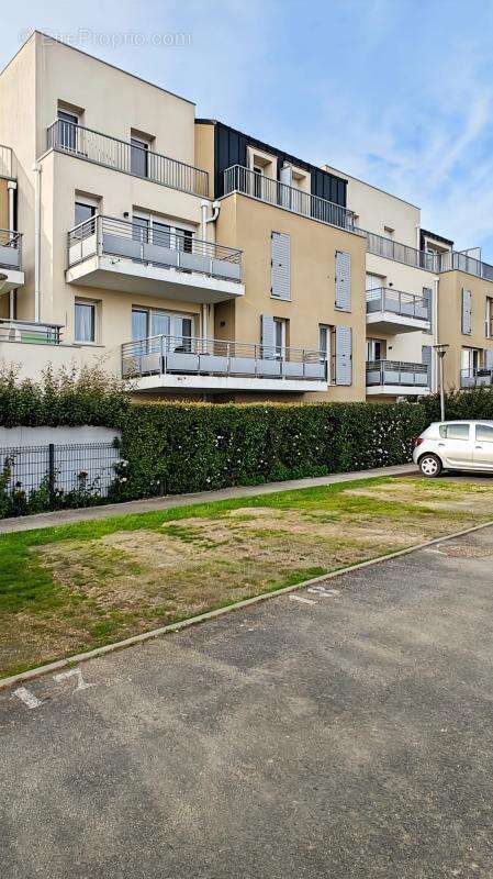 Appartement à BREUILLET