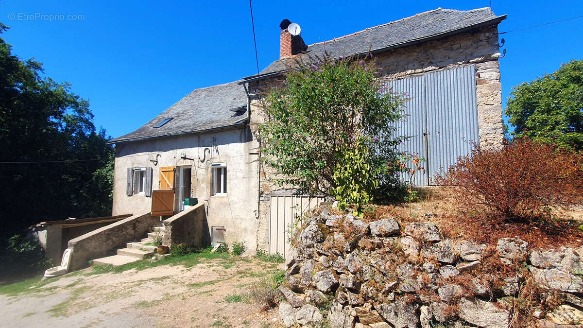 Ancien corps de ferme rénové  au calme avec 1,7 hectare - photo 23