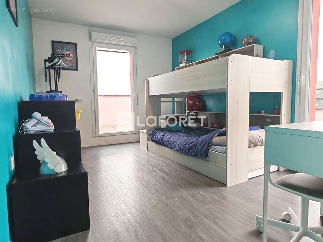 Appartement à CORBEIL-ESSONNES