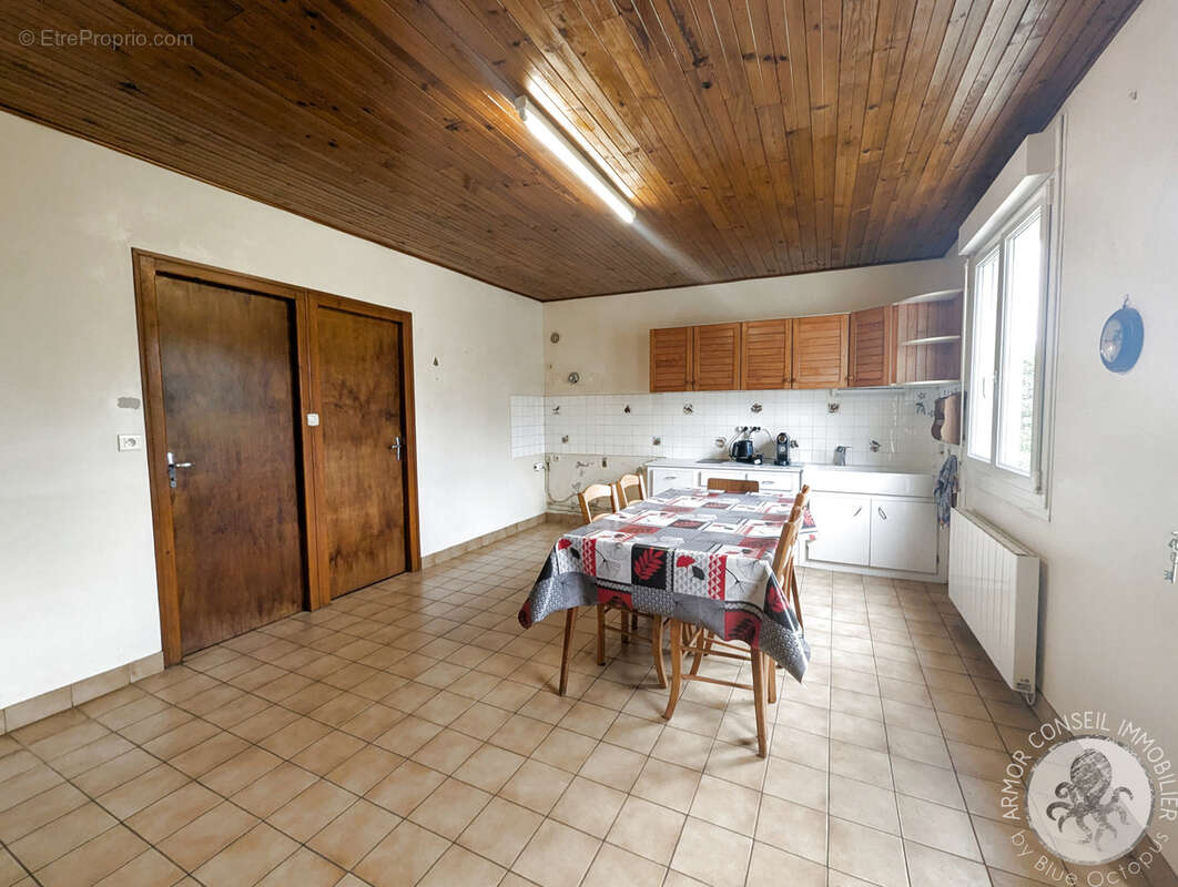 Maison à SAINT-DENOUAL