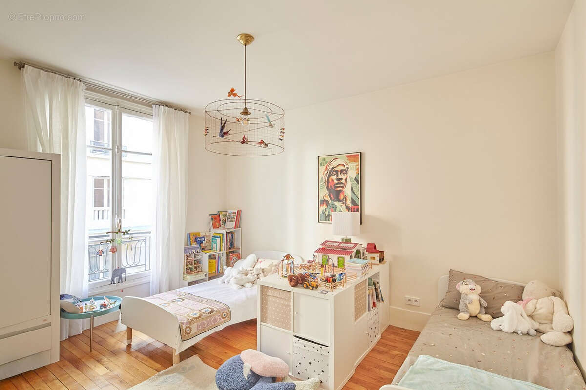 Appartement à PARIS-15E