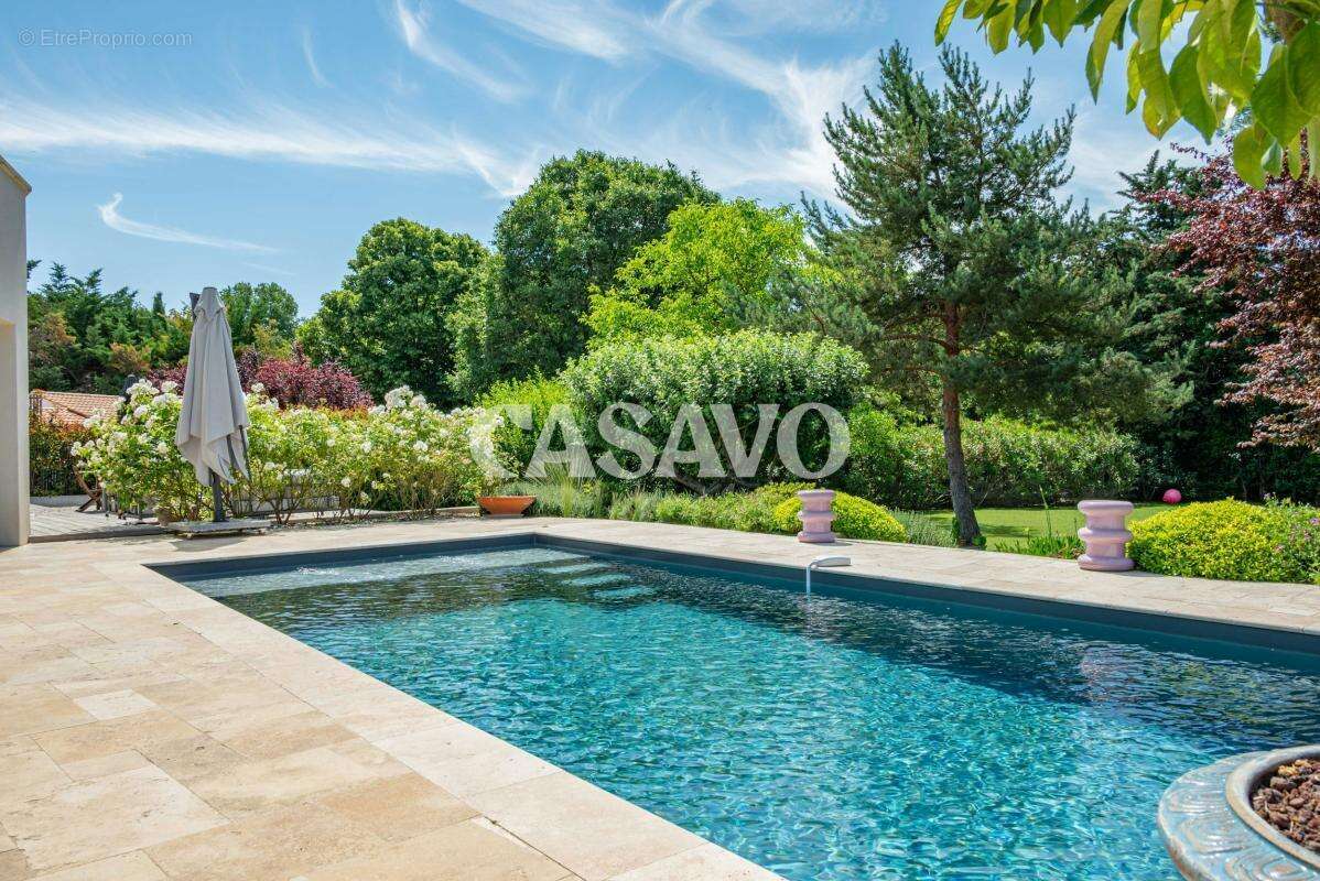 Vente Maison 5 pièces de 180m² - 13760 Saint-Cannat - photo 24
