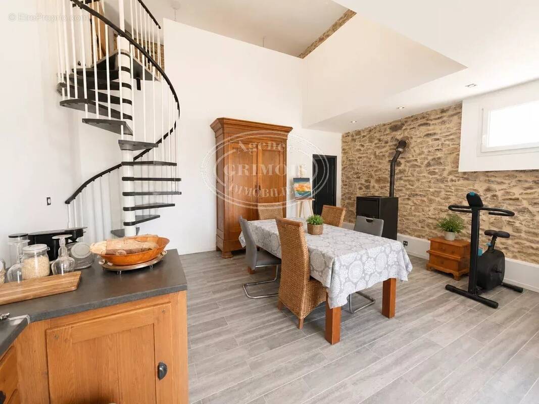 Maison à TALAIRAN