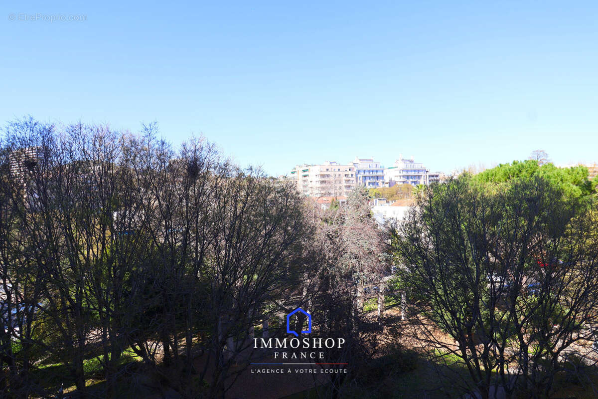 Appartement à MARSEILLE-8E