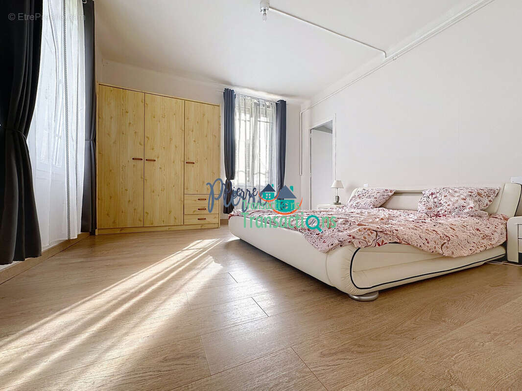 Maison à OCTEVILLE-SUR-MER