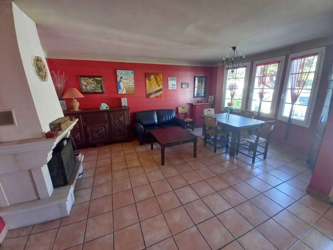 Maison à AULNAY-SOUS-BOIS