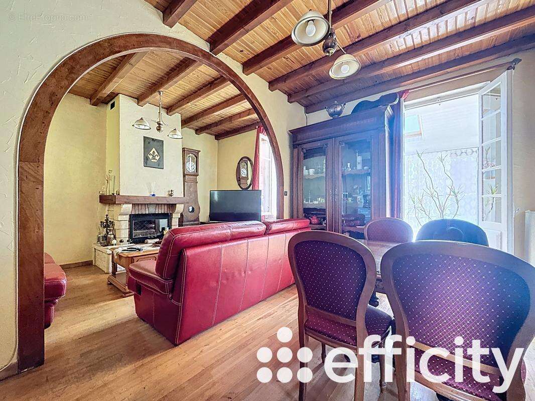 Maison à SAINT-PRIEST