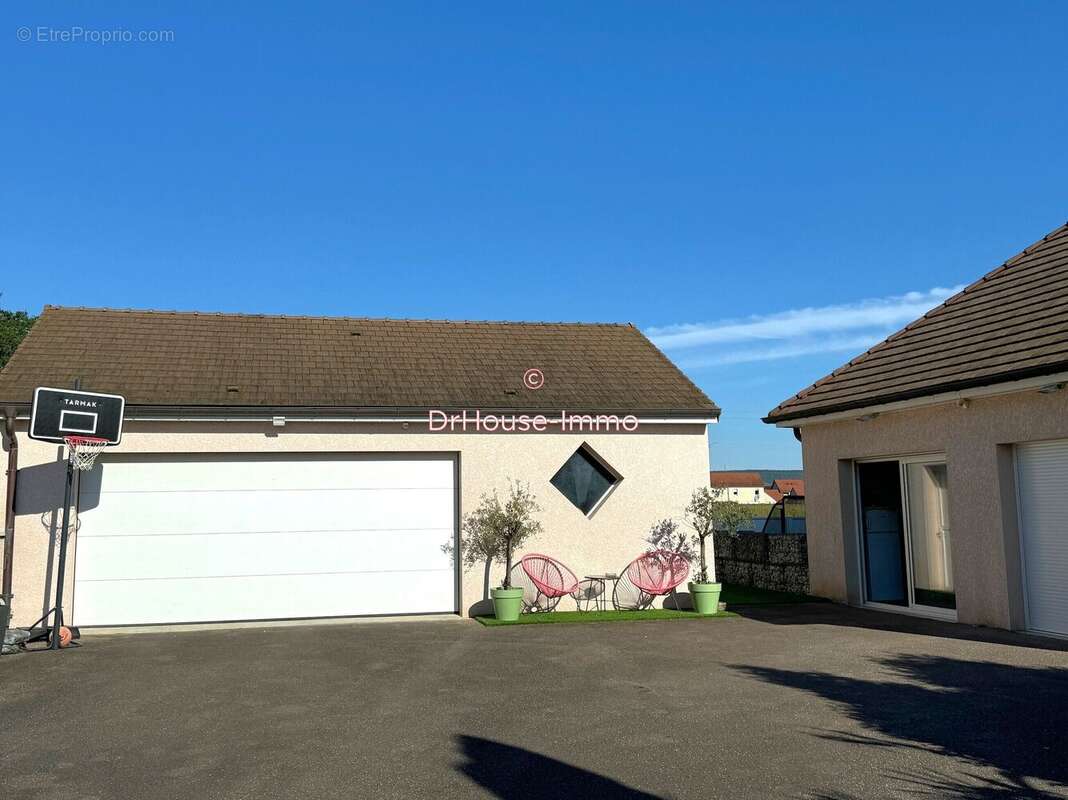 Maison à CHAGNY