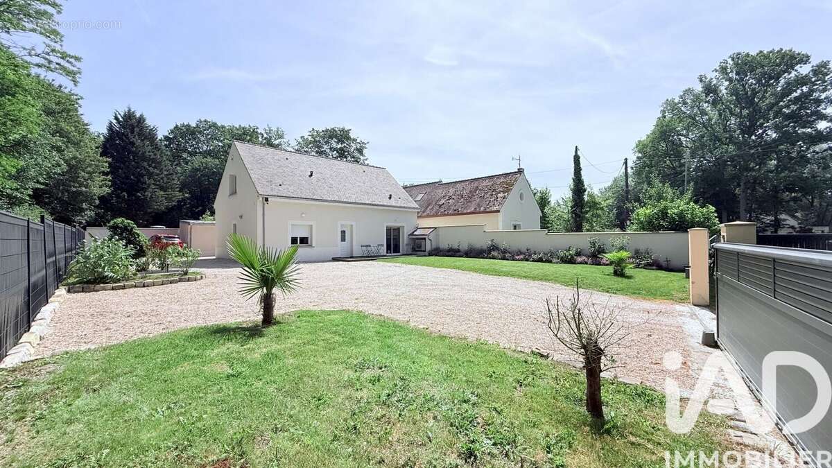 Photo 2 - Maison à FLEURY-EN-BIERE