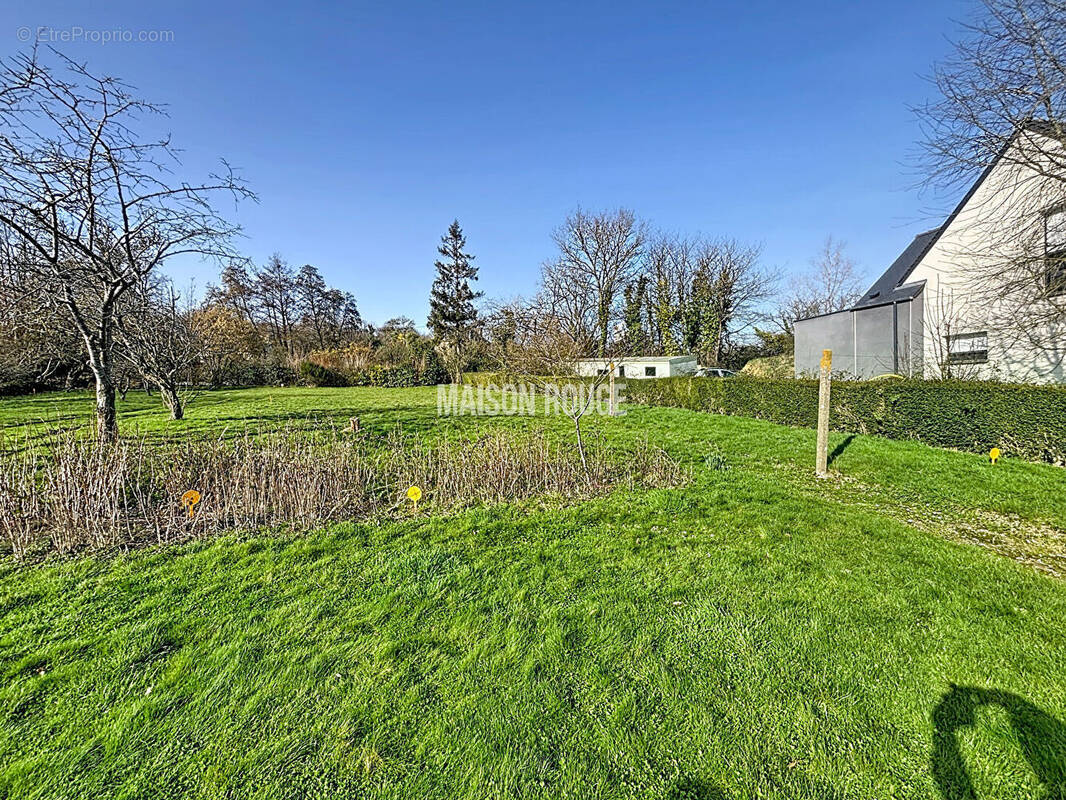 Terrain à PLOUER-SUR-RANCE