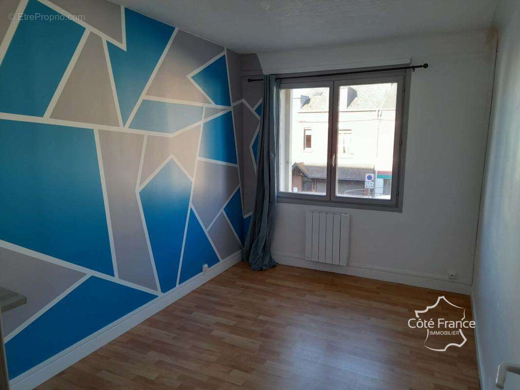 Maison à LA CAPELLE