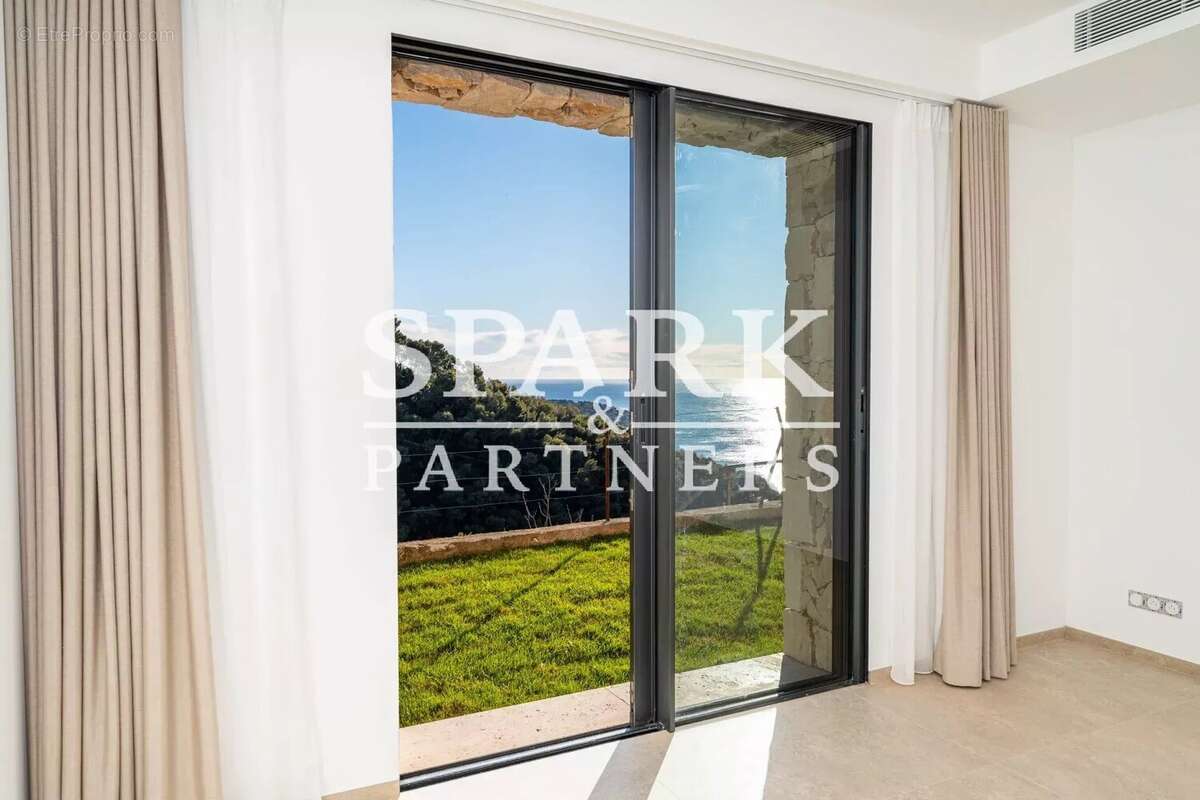 Maison à ROQUEBRUNE-CAP-MARTIN