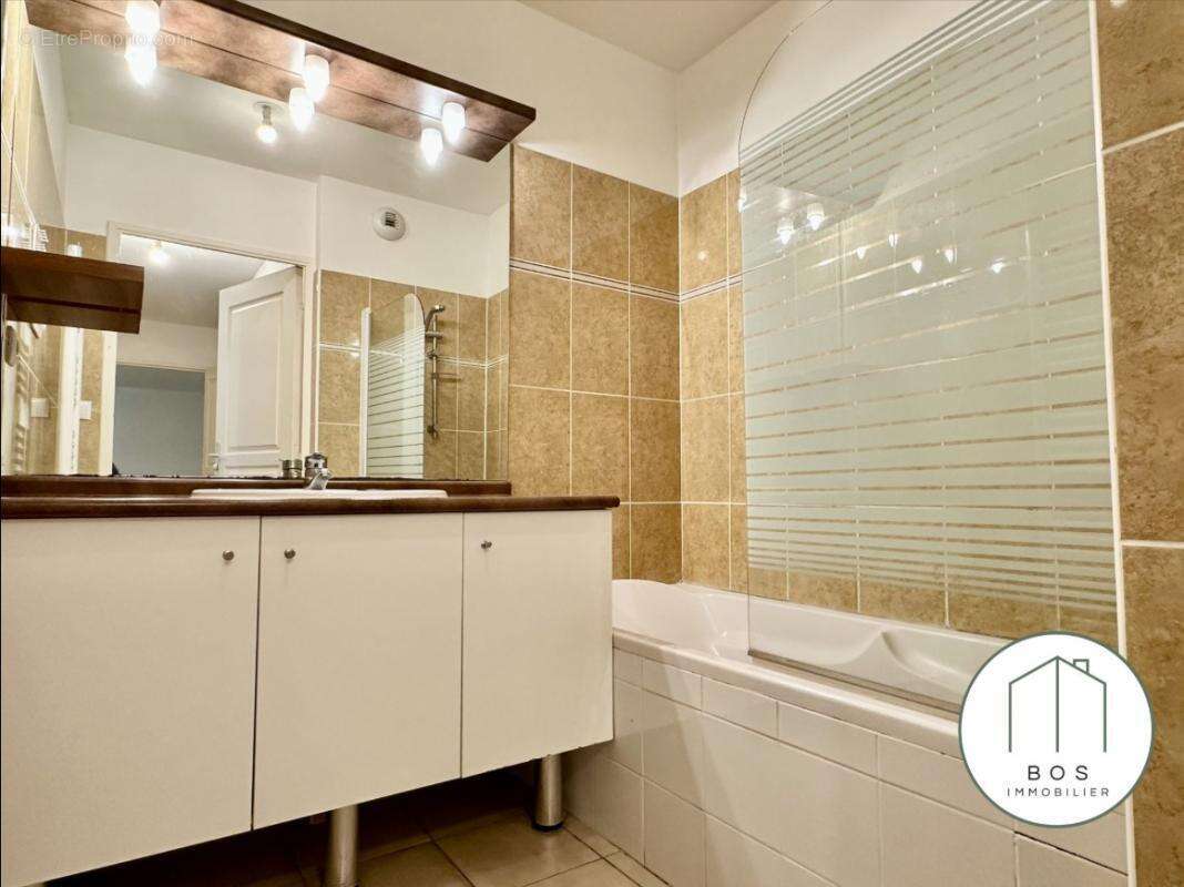 Appartement à SALON-DE-PROVENCE