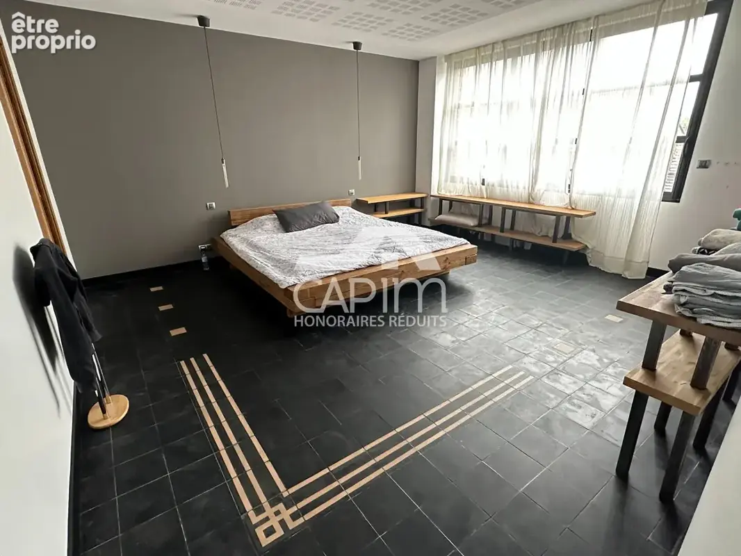 Loft - Fougères - 9 pièces - 550 m2 habitables - Piscine- Salle de Cinéma - photo 14