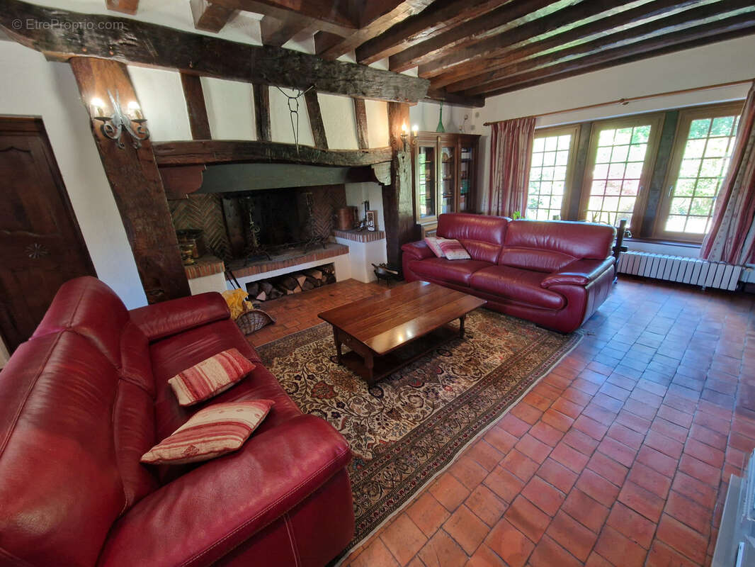 Maison à BRIQUEMESNIL-FLOXICOURT